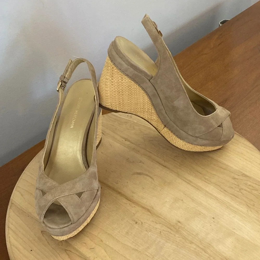 Stuart Weitzman Jean Taupe Suede Slingback Wedge Sandals Womens Sz 6 M Platform